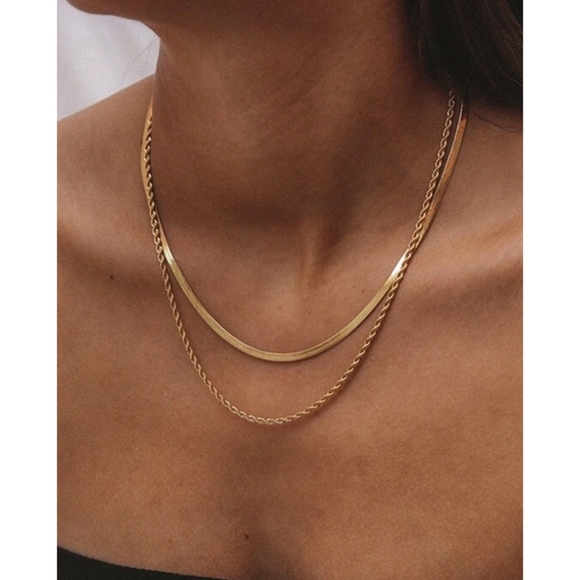 Anthropologie Saylor Herringbone Classy Minimalist Gold Layered Necklace - Picture 1 of 5